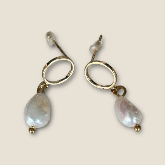 Magnolia Pearl Teardrop Earring