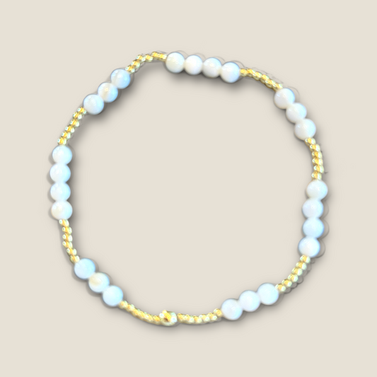 Chic Pearl Beaded Bracelet