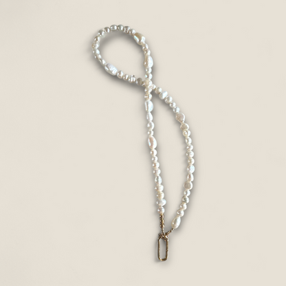 Magnolia Pearl Beaded Necklace